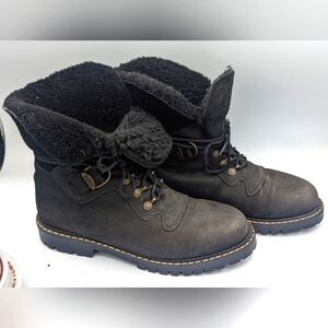 EUC Vintage Sorel Black Lace-Up Winter Boots